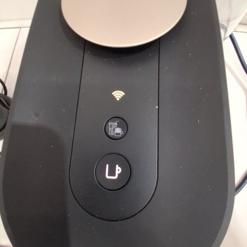 NESPRESSO COFFEE MAKER AND MILK FROTHER SET - BLACK - (MODEL:BNV620BLK ) image 3