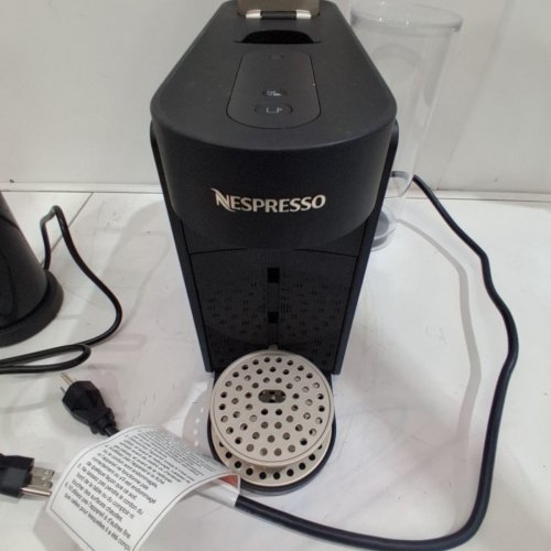 NESPRESSO COFFEE MAKER AND MILK FROTHER SET - BLACK - (MODEL:BNV620BLK ) image 7