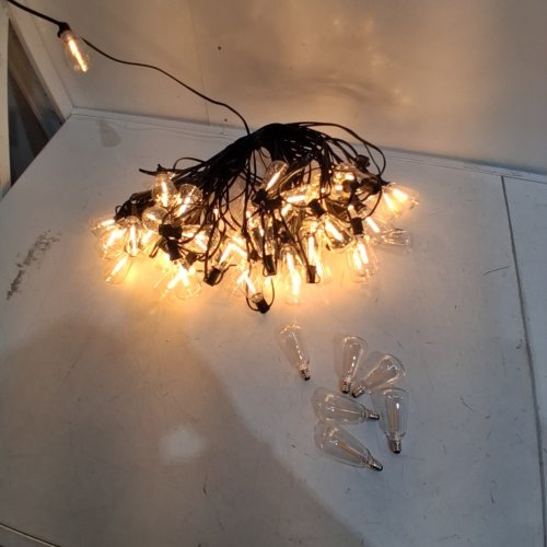 OUTDOOR STRING LIGHTS WITH ST38 LED EDISON BULBS - 100FT - 2700K - BLACK image 2
