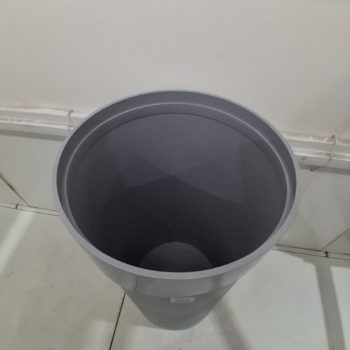 UMBRA VENTI LOBBY TRASH CAN - LARGE (16.5 GAL/62 L) - GREY image 5