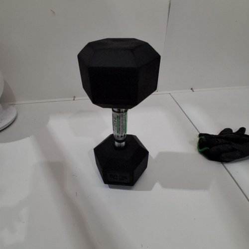 GOZONE RUBBER-COATED HEX DUMBBELL - 25LBS – BLACK/CHROME image 3