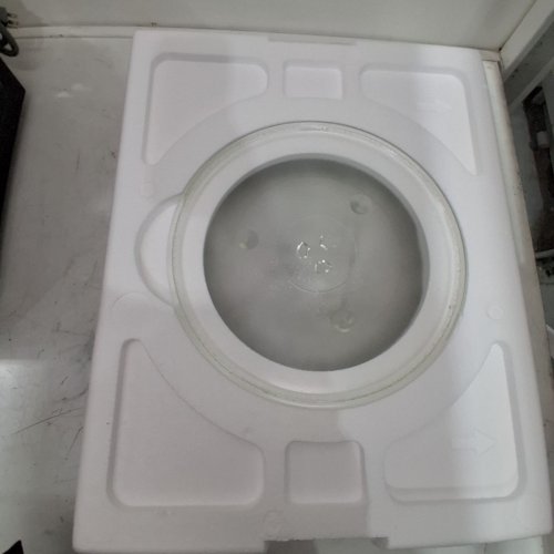 DANBY 700W COUNTERTOP MICROWAVE - 0.7 CU.FT - BLACK (MODEL: DBMW0721BBB) image 4