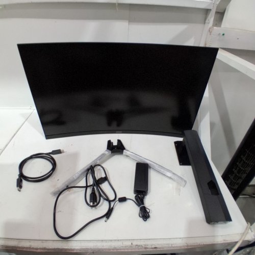 MSI 32" 4K UHD CURVED GAMING MONITOR, 1500R CURVED SCREEN, 3840 X 2160 VA PANEL, ADAPTIVE-SYNC - DP 1.4A, USB TYPE-C, HEIGHT ADJUSTABLE - 160HZ / 1MS - BLACK (MODEL:MAG 321CUP/3DC5) image 3