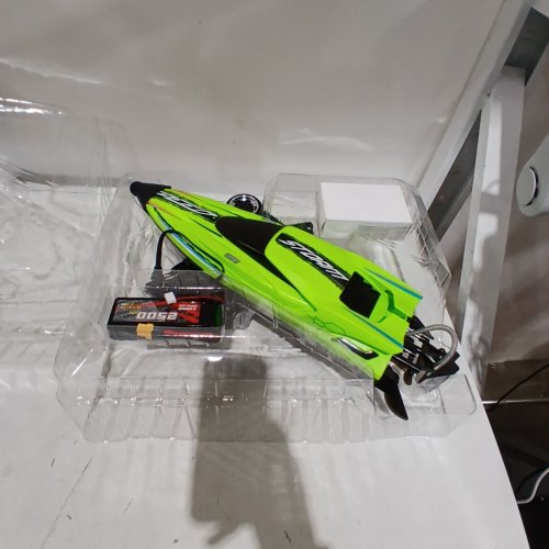 DEERC HIGH SPEED SELF-RIGHTING BRUSHLESS RC SPEED BOAT - 19" - 2500 MAH- GREEN (MODEL: S7) image 2