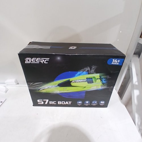DEERC HIGH SPEED SELF-RIGHTING BRUSHLESS RC SPEED BOAT - 19" - 2500 MAH- GREEN (MODEL: S7) image 4