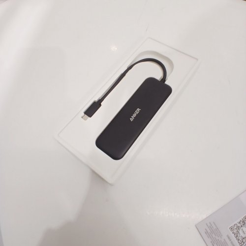 ANKER 332 5-IN-1 USB-C HUB WITH 4K HDMI DISPLAY, 2 USB-A, 5GBPS USB-C, AND 100W PD USB-C - BLACK (MODEL: A8355) image 2
