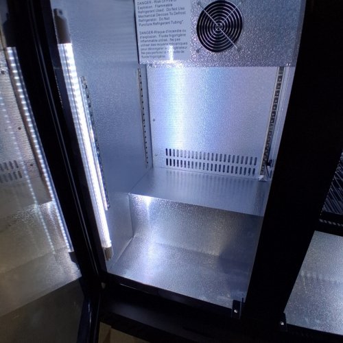BODEGACOOLER BAR COOLER WITH 4 CASTERS & STAINLESS STEEL TOP - 7.7 CU.FT (MODEL: BTC-210FC) image 2