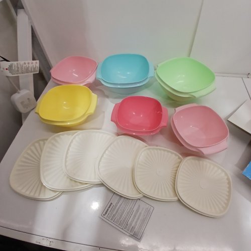 12PC TUPPERWARE HERITAGE COLLECTION FOOD STORAGE CONTAINERS WITH LIDS - MULTICOLOUR (MODEL:1923853) image 2