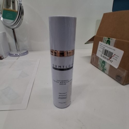 DRMTLGY BROAD SPECTRUM SPF45 TINTED MOISTURIZER SUNSCREEN - 50ML image 2