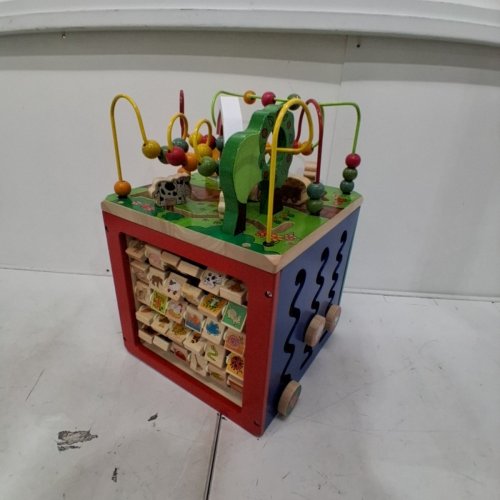 BATTAT KIDS FARM WOODEN ACTIVITY PLAY CUBE image 2