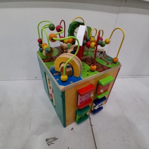 BATTAT KIDS FARM WOODEN ACTIVITY PLAY CUBE image 3