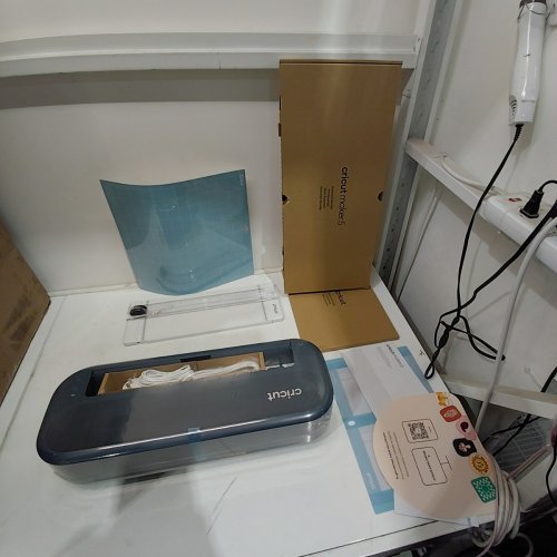 CRICUT MAKER 5 ESSENTIAL BUNDLE - 24V 1.25A - SLATE BLUE (MODEL: CXP1304C) image 3