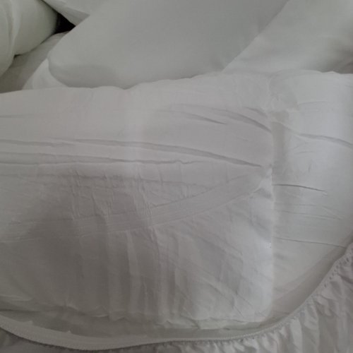 BETENWEL BAMBOO PLUSH SOFT FITTED MATTRESS COVER - FULL - WHITE/GREEN image 3