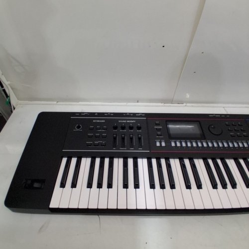 ROLAND JUNO-D SYNTHESIZER KEYBOARD WITH SYNTH ACTION - 61 KEYS - 3800 ONBOARD SOUNDS - (MODEL: JUNO-D6) image 9