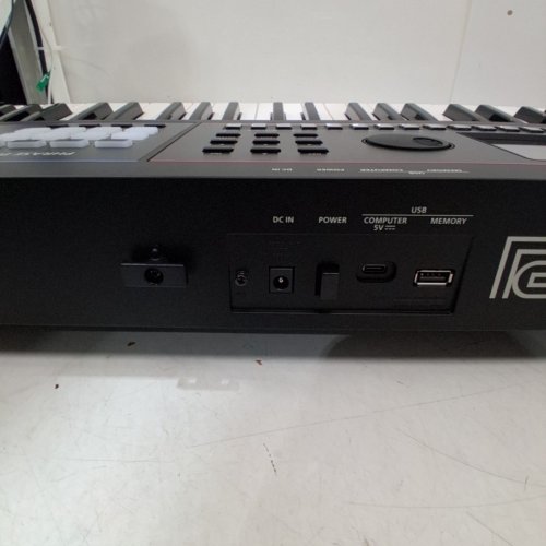 ROLAND JUNO-D SYNTHESIZER KEYBOARD WITH SYNTH ACTION - 61 KEYS - 3800 ONBOARD SOUNDS - (MODEL: JUNO-D6) image 15