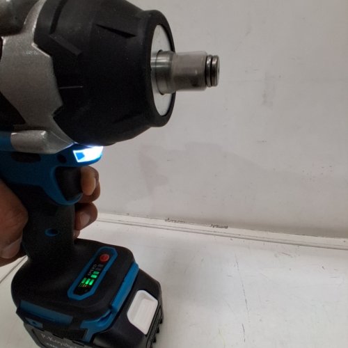 P-KOYEBOLT CORDLESS HIGH TORQUE IMPACT WRENCH KIT WITH 2 BATTERIES- 21 V, 2300 RPM - TEAL AND BLACK image 8