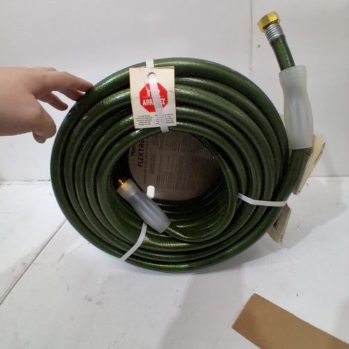 FLEXON CONTRACTOR GRADE 5/8" GARDEN HOSE WITH GUARD & GRIP - 100FT - GREEN (MODEL: 1184115) image 3