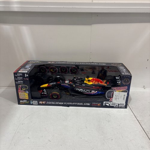 MAISTO TECH FORMULA 1 ONE SERGIO PEREZ #11 ORACLE REDBULL CAR - 1:10 SCALE - BLACK/RED (MODEL: 1739888) image 5