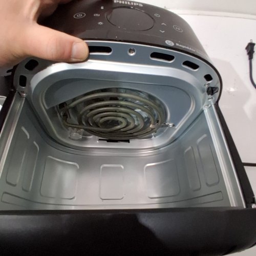 PHILIPS 2000 SERIES AIR FRYER - 6.2L CAPACITY - 1700 WATTS - BLACK (MODEL: NA231) image 5