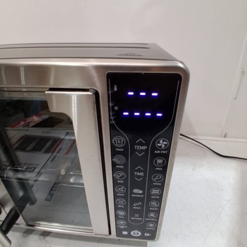 GOURMIA 17-IN-1 DIGITAL AIR FRYER OVEN - 1700W 120 V - BLACK AND STAINLESS STEEL (MODEL: GTF7655) image 3