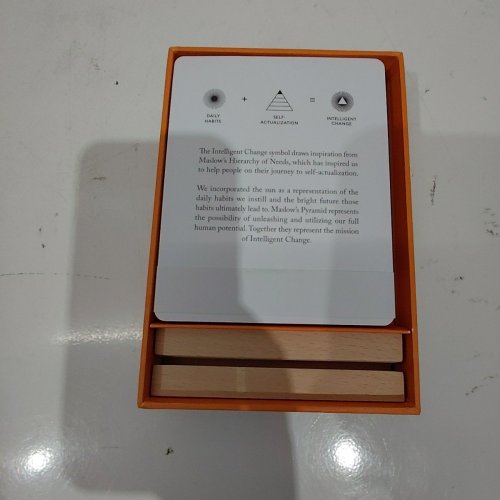INTELLIGENT CHANGE 30 POSITIVE MINDFULNESS AFFIRMATION CARDS FOR KIDS WITH DISPLAY STAND image 2