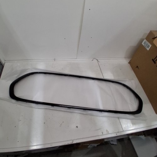 QIILU FRONT GRILLE FRAME FOR VARIOUS VARIOUS MINI COOPER MODELS - GLOSS BLACK image 2