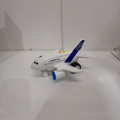 INTERACTIVE TOY AIRPLANE WITH LIGHTS & SOUNDS - AGES 3+ - 1:200 SCALE - WHITE & BLUE (MODEL: 710A) image 3