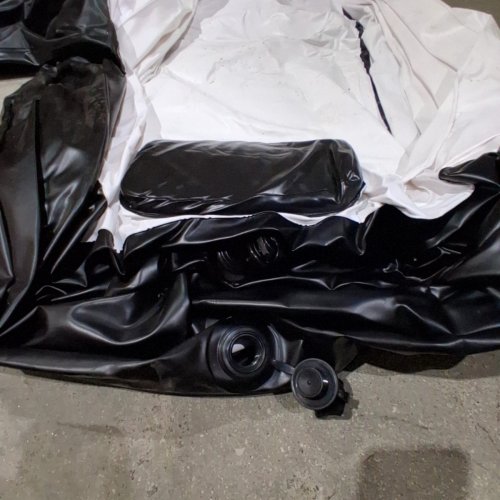 ALASKEY PORTABLE INFLATABLE BATHTUB FOR ICE BATH OR HOT BATHS - 60" X 32" - BLACK/WHITE image 5