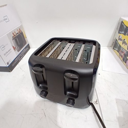 MAINSTAYS 4-SLICE 6 SETTINGS TOASTER - BLACK (MODEL:MSF0BK100017875) image 3