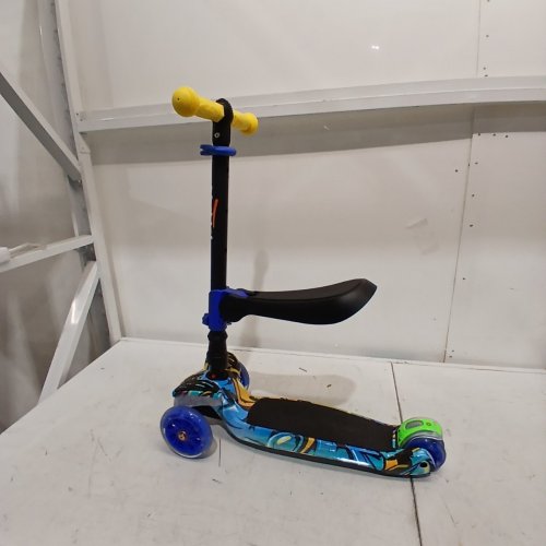 HURTLE SCOOTKID 3-WHEELED 2-IN-1 SIT & STAND CHILDREN'S SCOOTER WITH FLIP OUT SEAT - HURLEZ BLUE image 3
