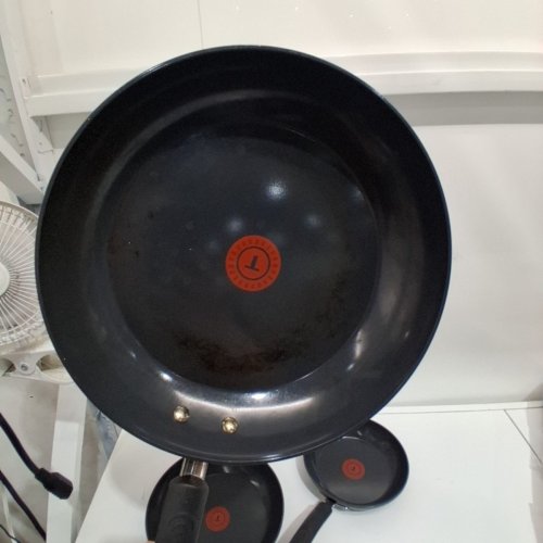 3PC T-FAL CERAMIC NON-STICK SKILLET - 8" -11" - BLACK image 3