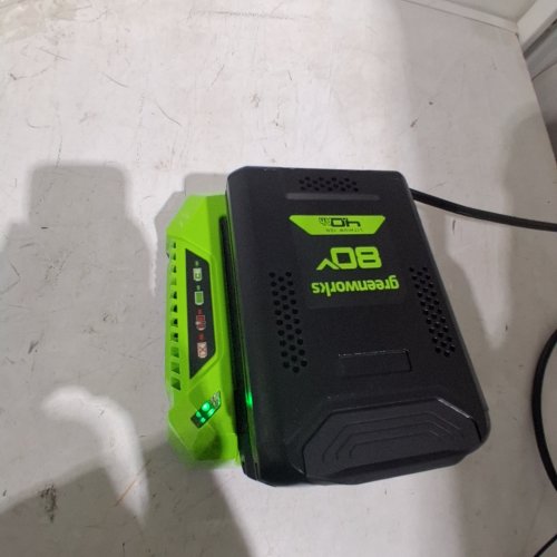 GREENWORKS SELF-PROPELLED LAWN MOWER WITH 1 EXTRA BLADE, BATTERY AND CHARGER INCLUDED - 80 V - 21" - GREEN (ITEM: 1660508) image 2