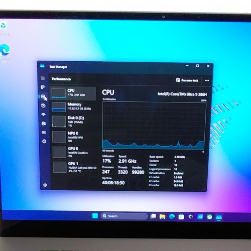 ASUS ROG ZEPHYRUS G14 GAMING LAPTOP, 14" OLED, NVIDIA® GEFORCE RTX 5070, INTEL CORE ULTRA 9 386H, 32GB DDR5, 1TB SSD, WI-FI 7, COPILOT+ PC (MODEL: GU405AP-DS96-CA) image 3