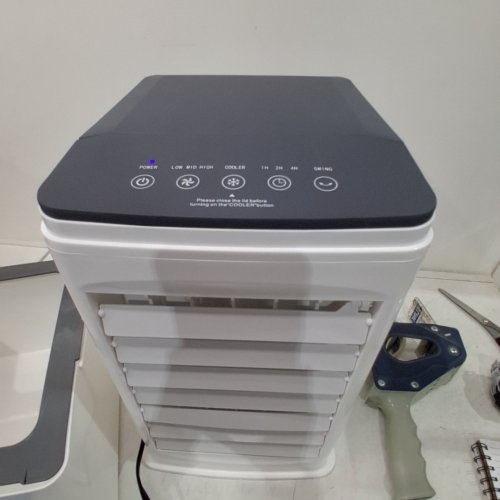 PORTABLE AIR CONDITIONER COOLER FAN WITH EXHAUST HOSE - 9.5L - WHITE (MODEL: BW-102YF) image 2