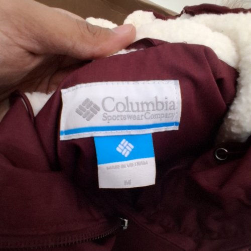 WOMEN'S COLUMBIA HOODED PARKA JACKET - MEDIUM - BURGUNDY image 2