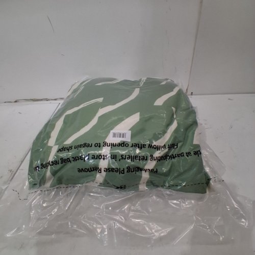 2PK ROOM ESSENTIALS SQUARE DECORATIVE PILLOW - 18" X 18" - SAGE GREEN BRUSHSTROKE image 2