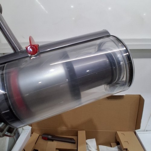 DYSON V11 CORDLESS 2-IN-1 STICK/HAND VACUUM CLEANER (MODEL: V11 SV28) image 6