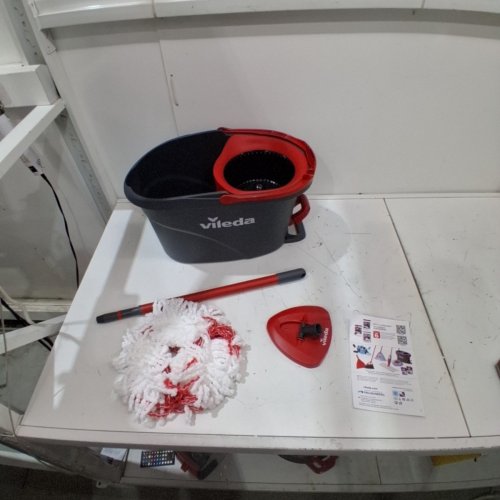 VILEDA EASYWRING FLOOR CLEANING SYSTEM image 2