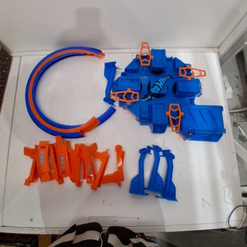 HOT WHEELS CRISS CROSS CRASH TRACK SET image 2