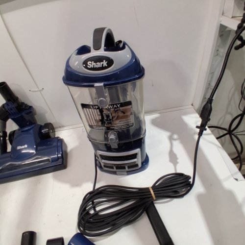 SHARK NAVIGATOR LIFT-AWAY UPRIGHT & LIGHTWEIGHT VACUUM CLEANER - BLUE JEAN (MODEL: NV380C) image 2