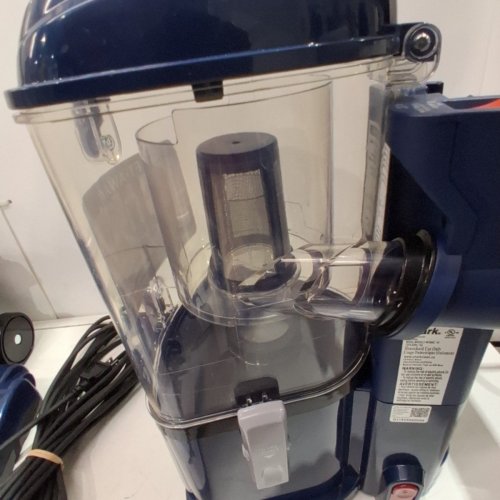SHARK NAVIGATOR LIFT-AWAY UPRIGHT & LIGHTWEIGHT VACUUM CLEANER - BLUE JEAN (MODEL: NV380C) image 6