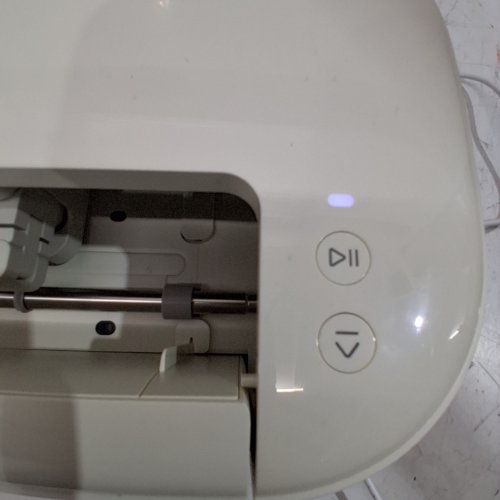 CRICUT EXPLORE 5 CUTTING MACHINE ULTIMATE BUNDLE WITH CRICUT EASYPRESS MINI LT AND ACCESSORIES - 12" SLOT - TAUPE (MODEL: 8003148) image 2