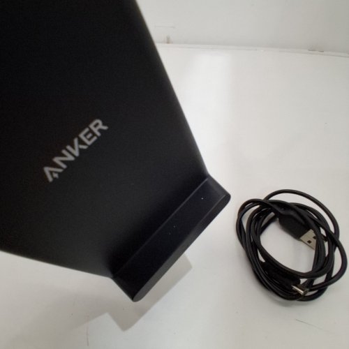 ANKER POWERWAVE SERIES 3 STAND WIRELESS CHARGER - 10W MAX - BLACK (MODEL:A2524) image 4