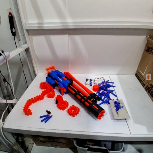 ZURU XSHOT INSANITY MOTORIZED GATLING BLASTER WITH TRIPOD STAND AND DARTS - BLUE/BLACK/ORANGE image 2