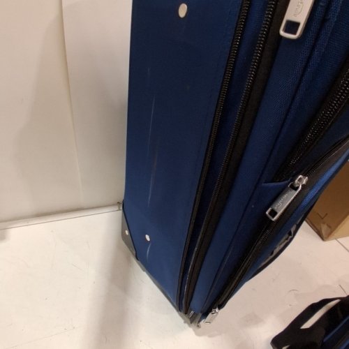 2PC AMAZON BASICS SOFTSIDE CARRY-ON LUGGAGE SET - 15" TOTE/23" CARRY ON - NAVY BLUE image 4