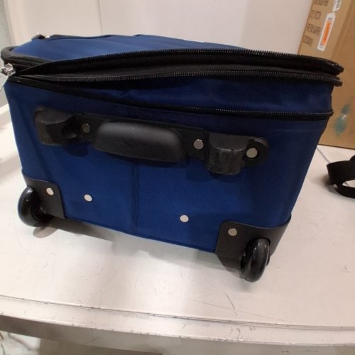 2PC AMAZON BASICS SOFTSIDE CARRY-ON LUGGAGE SET - 15" TOTE/23" CARRY ON - NAVY BLUE image 5