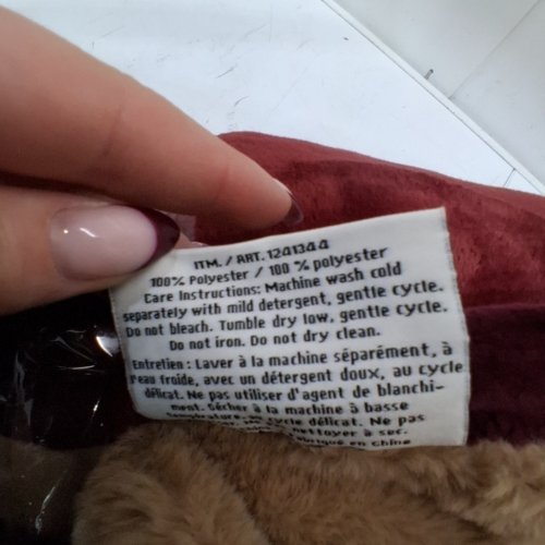 HUNTER PLUSH THROW BLANKET - 70" X 60" - RED/BROWN image 2