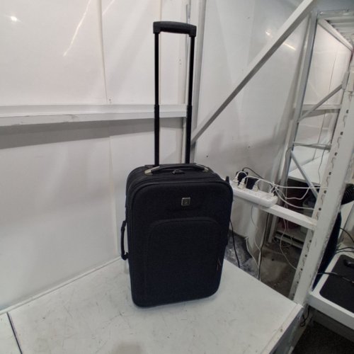 WILSONS LEATHER ROLLING SUITCASE - 20" - BLACK image 2