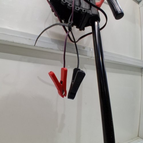 INTEX TROLLING MOTOR - 36" SHAFT - 12V - 420W - 2000LBS CAPACITY - 8 SPEEDS - BLACK (MODEL: BM4212) image 4