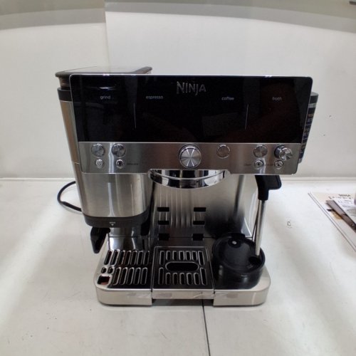 NINJA LUXE CAFÉ SIGNATURE SERIES 3-IN-1 ESPRESSO, COFFEE AND COLD BREW MACHINE - SILVER/BLACK (MODEL: ES655CCO) image 6